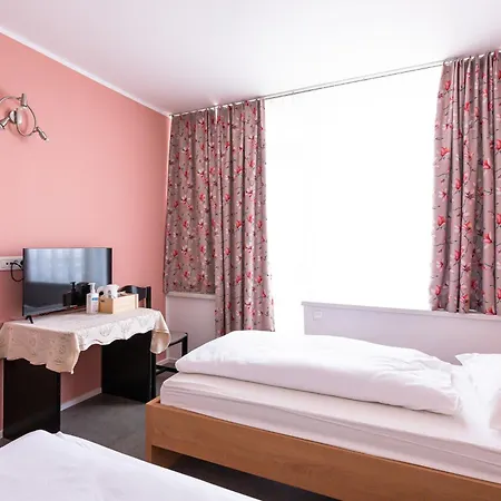 Grajski Dvor Radovljica