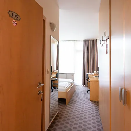 Grajski Dvor 3* 라도블리차