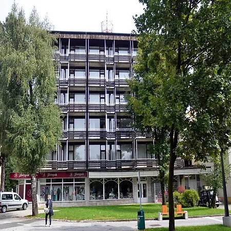 Grajski Dvor Szálloda Radovljica