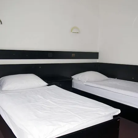 Grajski Dvor Hotel