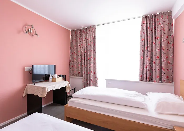 Grajski Dvor Радовлица