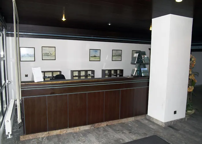 Grajski Dvor Отель Радовлица